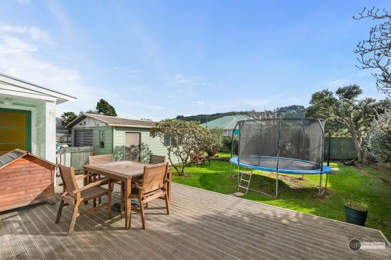 Photo of property in 15 Pearce Crescent, Taita, Lower Hutt, 5011