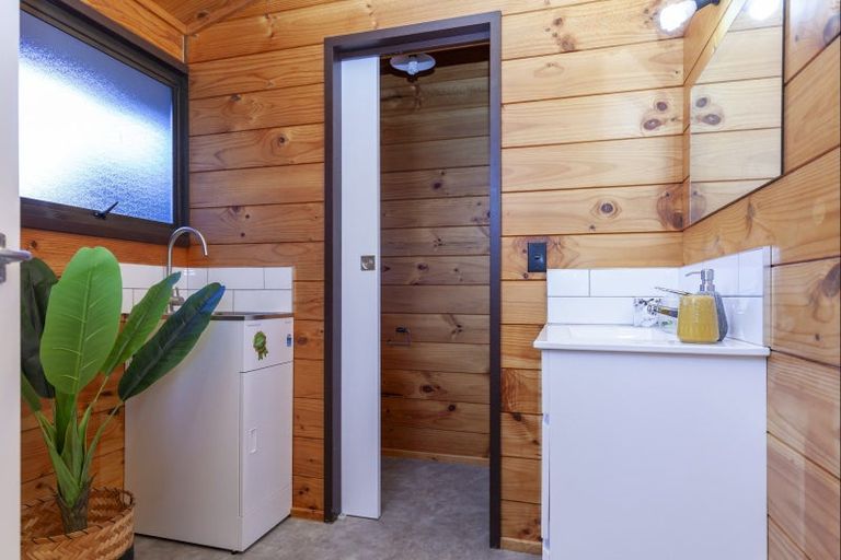 Photo of property in 6 Park Avenue, Waikanae, 5036