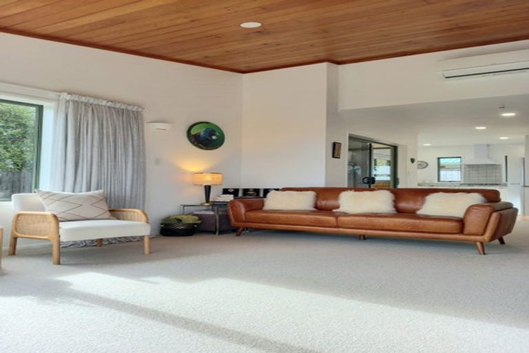 Photo of property in 25 Commins Road, Onerahi, Whangarei, 0110