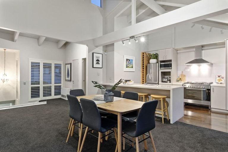 Photo of property in 2/13 Muritai Road, Milford, Auckland, 0620