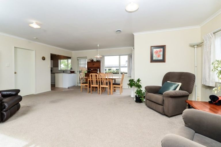Photo of property in 29 Rosehill Place, Nawton, Hamilton, 3200