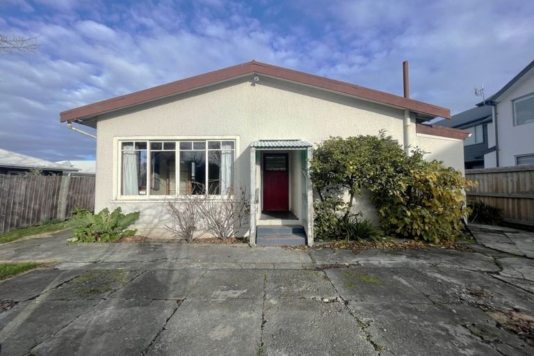 Photo of property in 10 Peverel Street, Riccarton, Christchurch, 8011