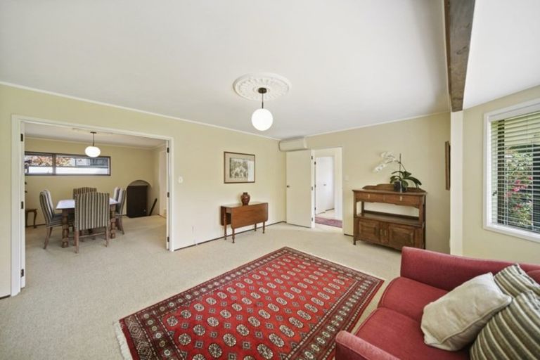 Photo of property in 1/81 Uxbridge Road, Cockle Bay, Auckland, 2014