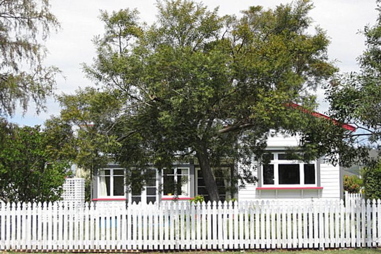 Photo of property in 60 Litchfield Street, Redwoodtown, Blenheim, 7201