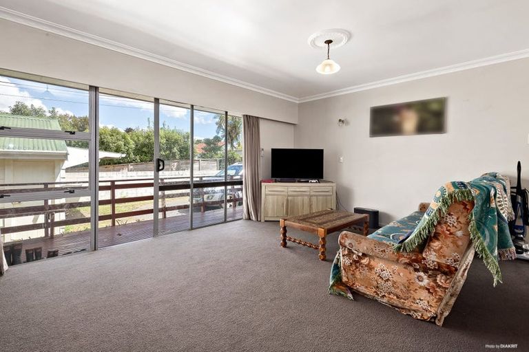 Photo of property in 15 Ellicott Road, Nawton, Hamilton, 3200