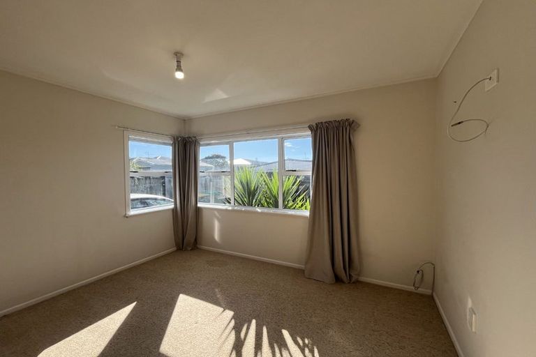 Photo of property in 7 Paterson Avenue, Pukekohe, 2120