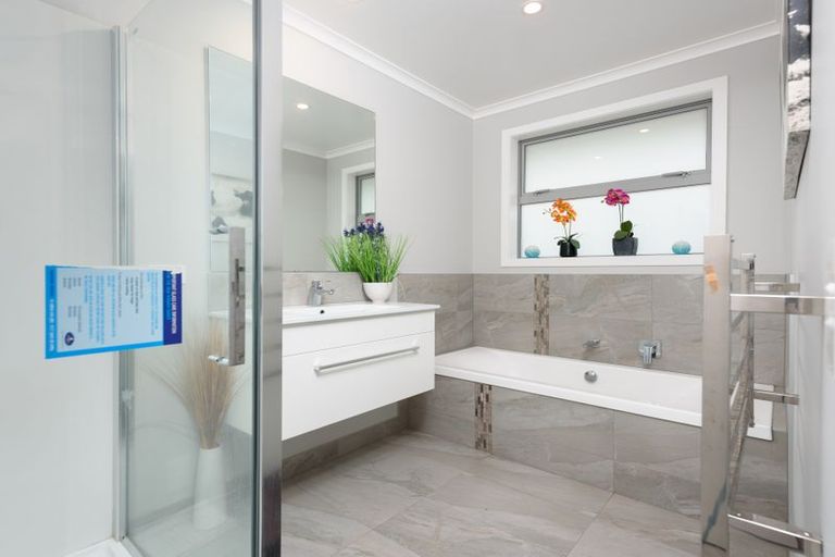 Photo of property in 17 Kanono Close, Papamoa Beach, Papamoa, 3118