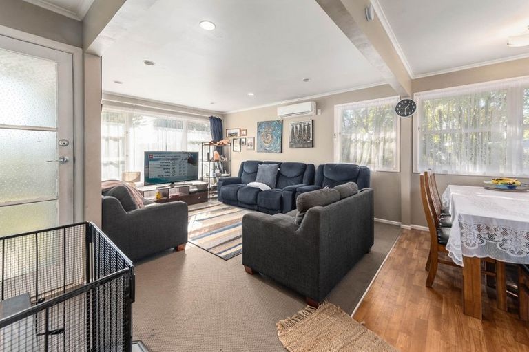 Photo of property in 3 Ensor Place, Fenton Park, Rotorua, 3010