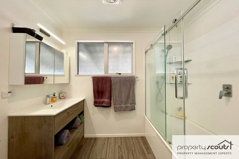 Photo of property in 10 Wicklow Place, Bell Block, New Plymouth, 4312