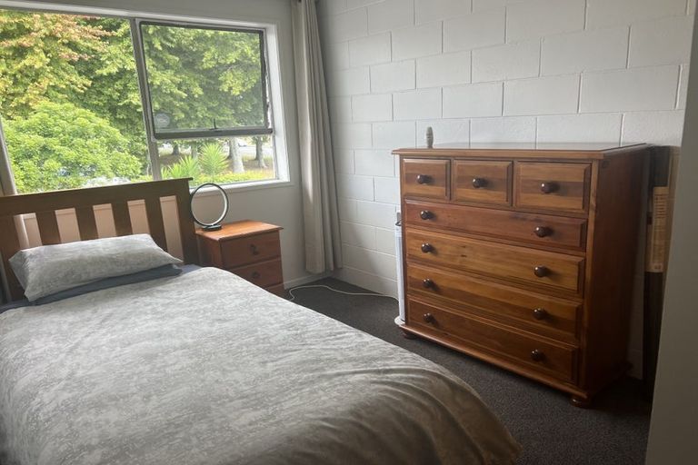 Photo of property in 2/1196 Victoria Street, Whitiora, Hamilton, 3200