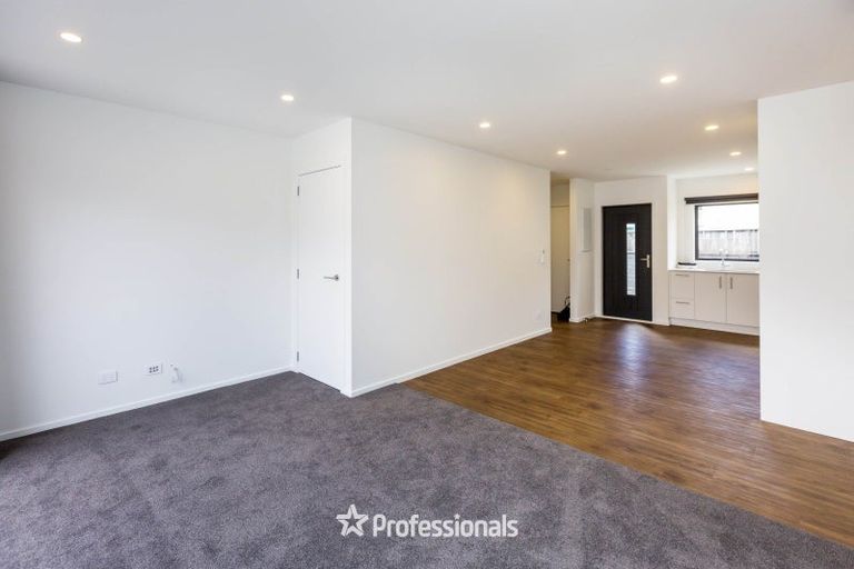Photo of property in 3/104 Martin Street, Wallaceville, Upper Hutt, 5018