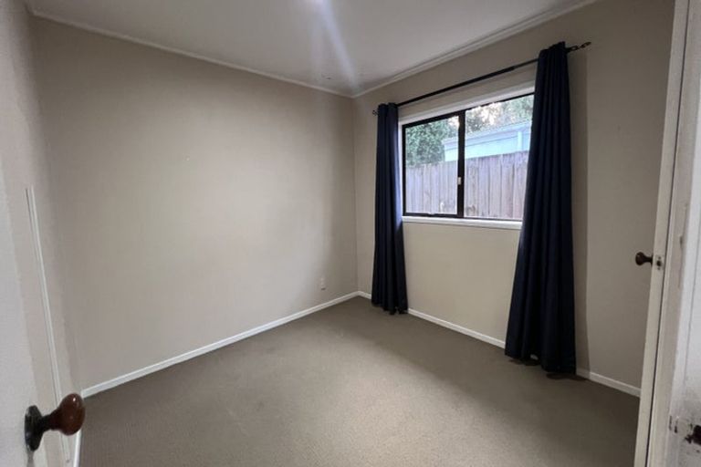 Photo of property in 1 Matuku Place, Papatoetoe, Auckland, 2025