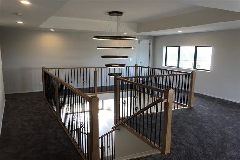 Photo of property in 243 West Hoe Heights, Orewa, 0931