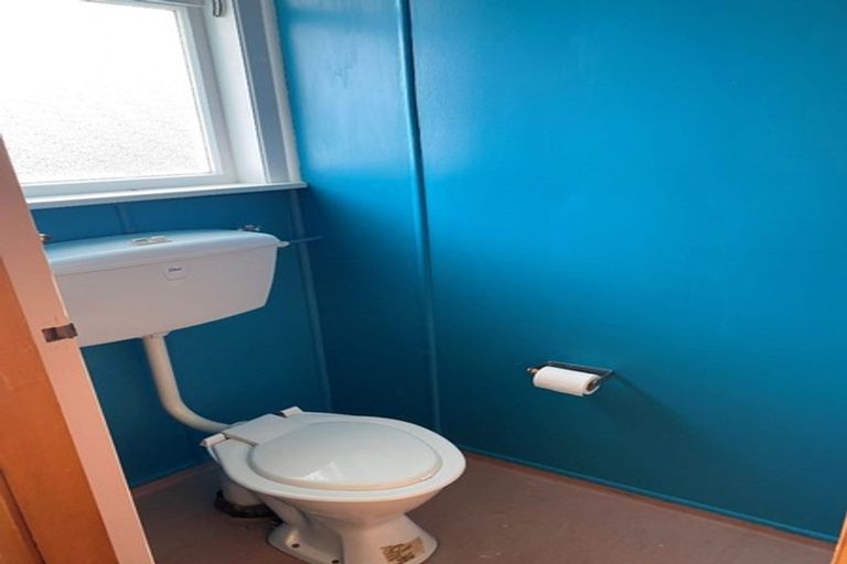 Photo of property in 42-44 Cheshire Street, Cannons Creek, Porirua, 5024