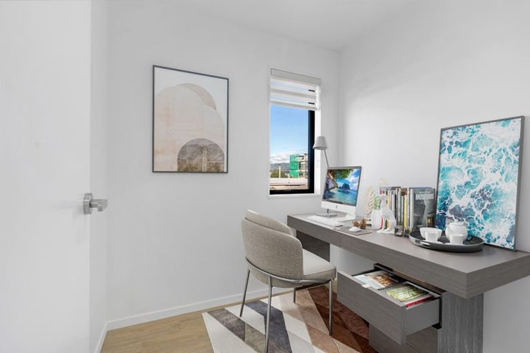 Photo of property in 14 Eileen Newey Place, Henderson, Auckland, 0612