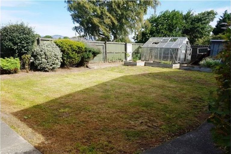 Photo of property in 14 Mason Place, Sockburn, Christchurch, 8042