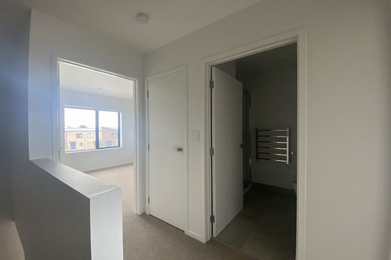 Photo of property in 4 Timata Lane, Favona, Auckland, 2024