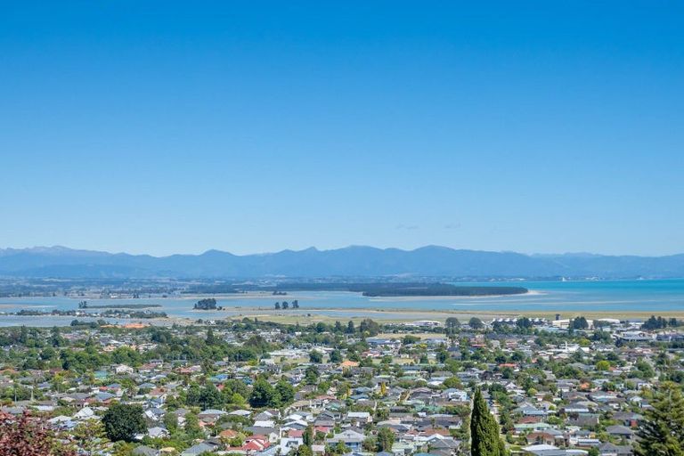 Photo of property in 41 View Mount, Stoke, Nelson, 7011