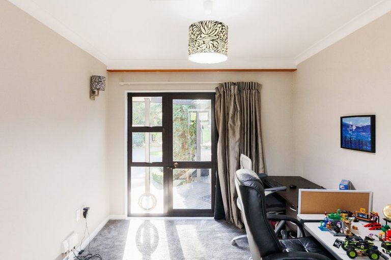 Photo of property in 74 College Street, Awapuni, Palmerston North, 4412