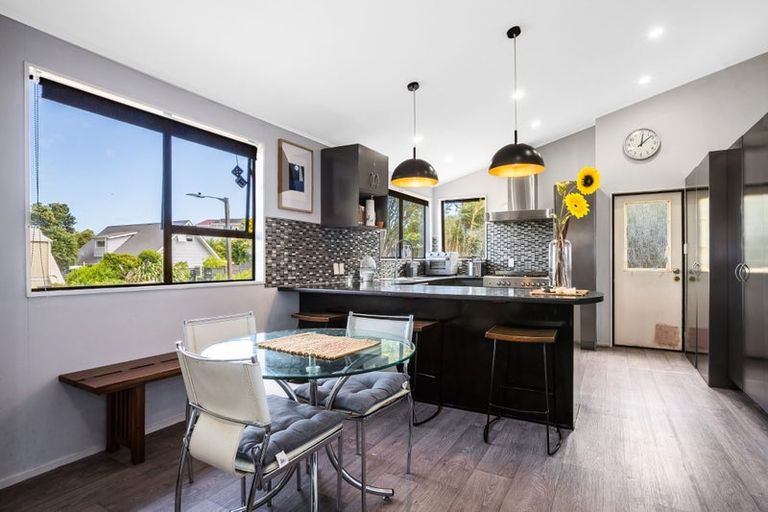 Photo of property in 77 Eskdale Road, Papakowhai, Porirua, 5024