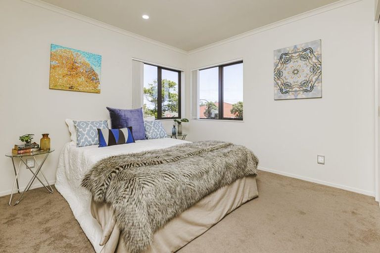 Photo of property in 6 Tapuwae Way, Mangere Bridge, Auckland, 2022