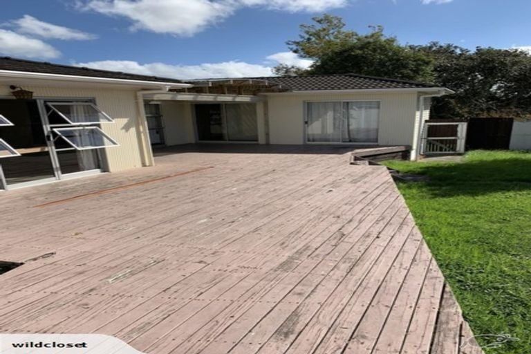 Photo of property in 94 Te Atatu Road, Te Atatu South, Auckland, 0610