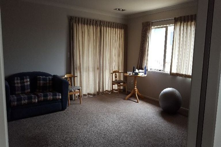 Photo of property in 24d Schnapper Rock Road, Schnapper Rock, Auckland, 0632