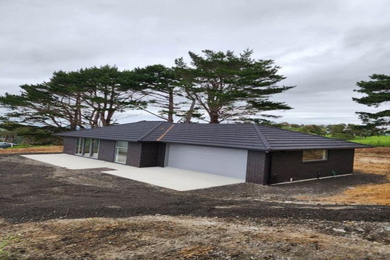 Photo of property in 177 Alf Access Road, Helensville, 0875