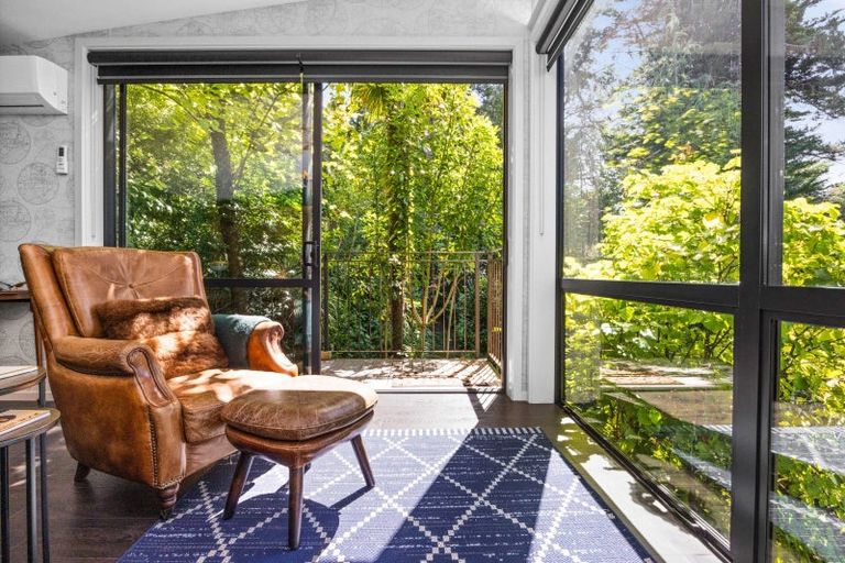 Photo of property in 8 Ormond Road, Hospital Hill, Napier, 4110