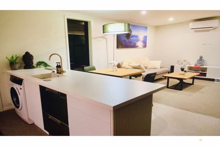 Photo of property in 43 Rhodes Street, Waimate, 7924