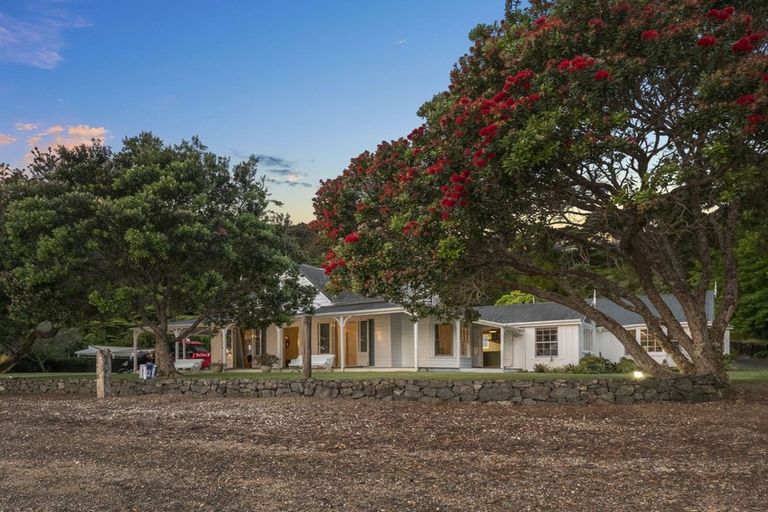 Photo of property in 6 Paine Brown Way, Russell, 0272