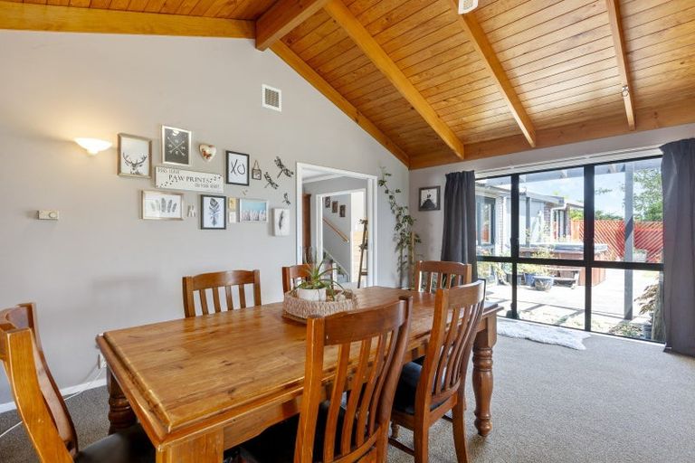 Photo of property in 68 Brois Street, Frankleigh Park, New Plymouth, 4310