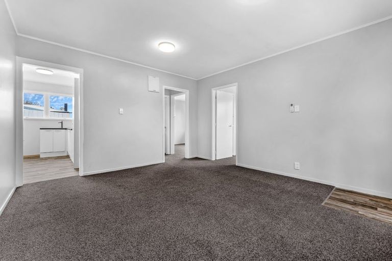 Photo of property in 1/116 Beaumonts Way, Manurewa, Auckland, 2102