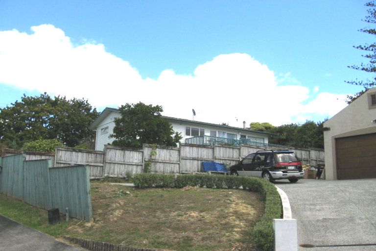 Photo of property in 54a Nigel Road, Browns Bay, Auckland, 0630