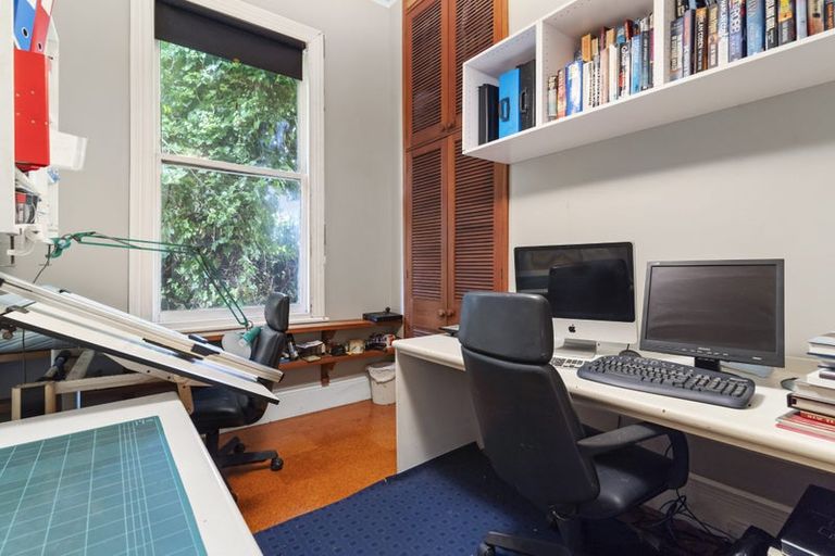 Photo of property in 25 Princes Street, Northcote Point, Auckland, 0627