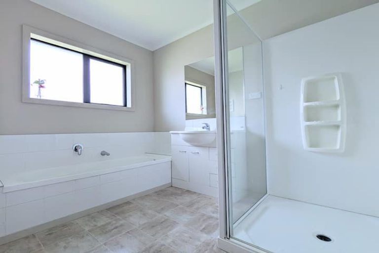 Photo of property in 51 Hamon Place, Pukehangi, Rotorua, 3015