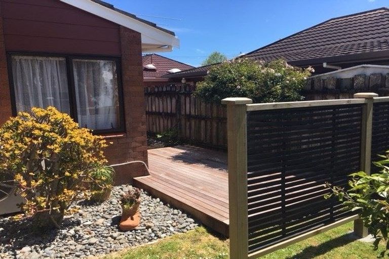 Photo of property in 141 Parrs Cross Road, Glen Eden, Auckland, 0612