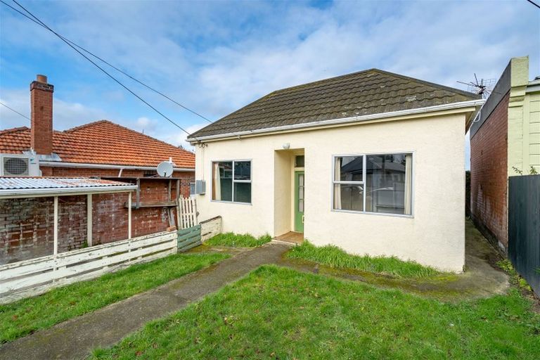 Photo of property in 9 Beresford Street, Kaikorai, Dunedin, 9010
