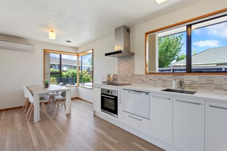 Photo of property in 1/14 Arkwright Place, Halswell, Christchurch, 8025