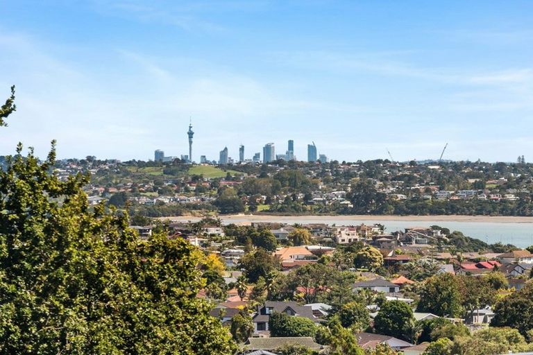 Photo of property in 8 Etherege Place, Howick, Auckland, 2014