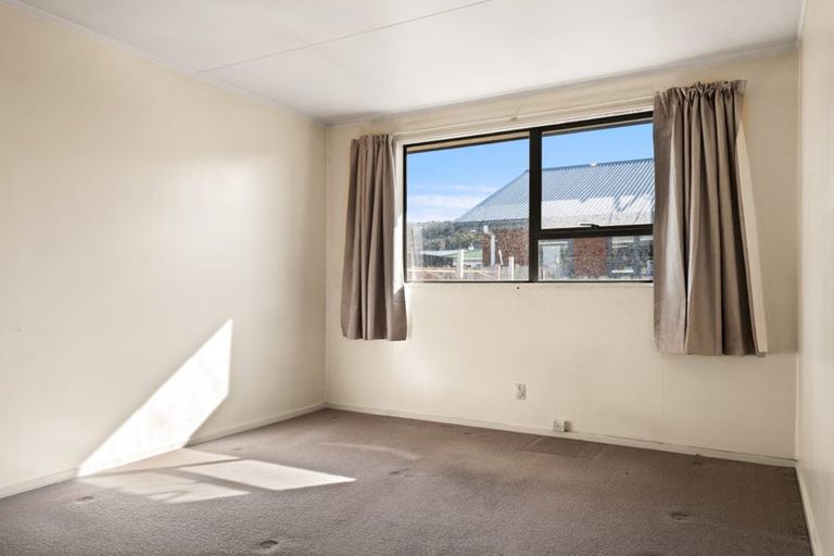 Photo of property in 10d Law Street, Caversham, Dunedin, 9012