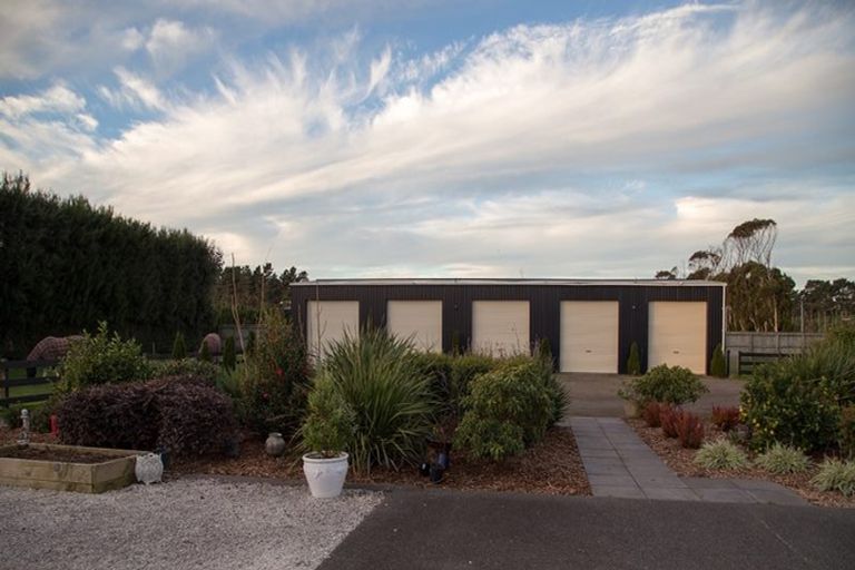 Photo of property in 17 Bishop Road, Hillsborough, New Plymouth, 4372