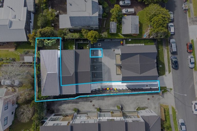 Photo of property in 72e Langana Avenue, Browns Bay, Auckland, 0630