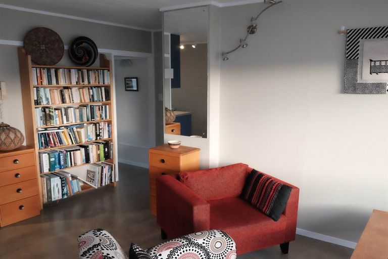 Photo of property in Melksham Towers, 901/131 Brougham Street, Mount Victoria, Wellington, 6011