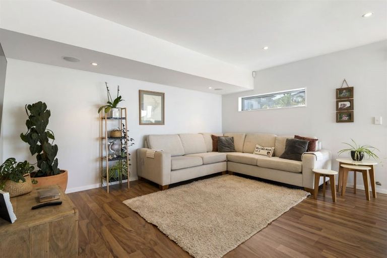 Photo of property in 68 Hebron Road, Waiake, Auckland, 0630