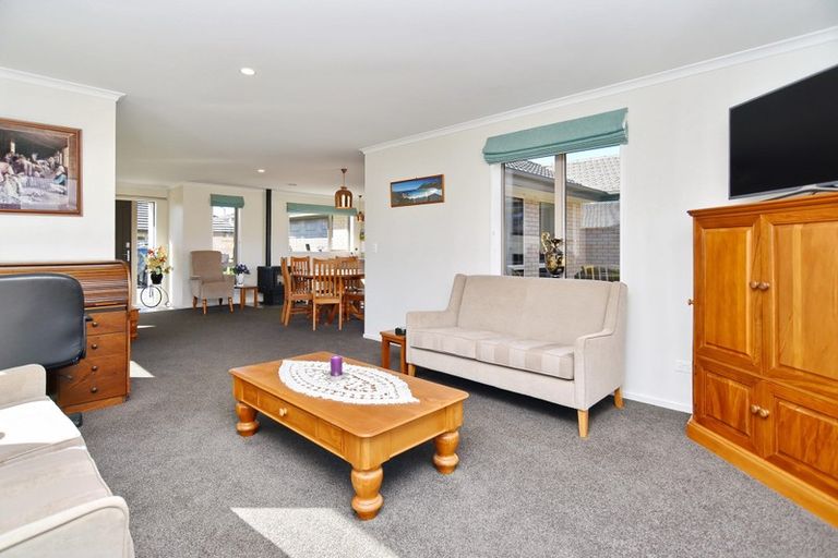 Photo of property in 12d Watkins Drive, Rangiora, 7400