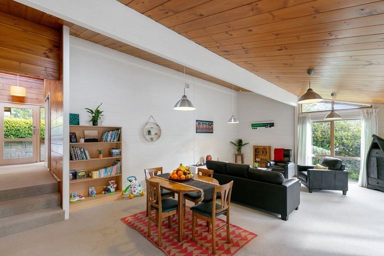 Photo of property in 12 Lynmouth Avenue, Karori, Wellington, 6012