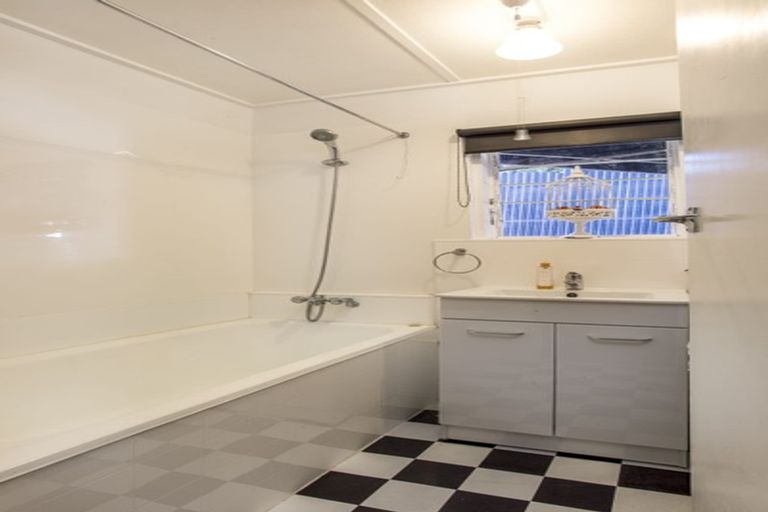 Photo of property in 51 James Mcleod Road, Shelly Beach, Helensville, 0874