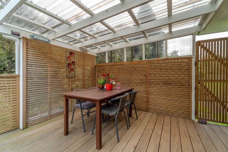 Photo of property in 15c Nathan Street, Tawa, Wellington, 5028