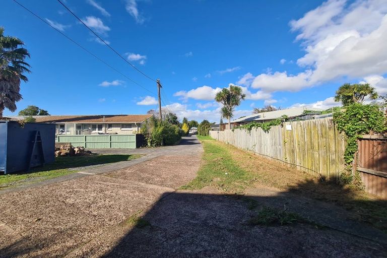 Photo of property in 36c Lincoln Road, Henderson, Auckland, 0610